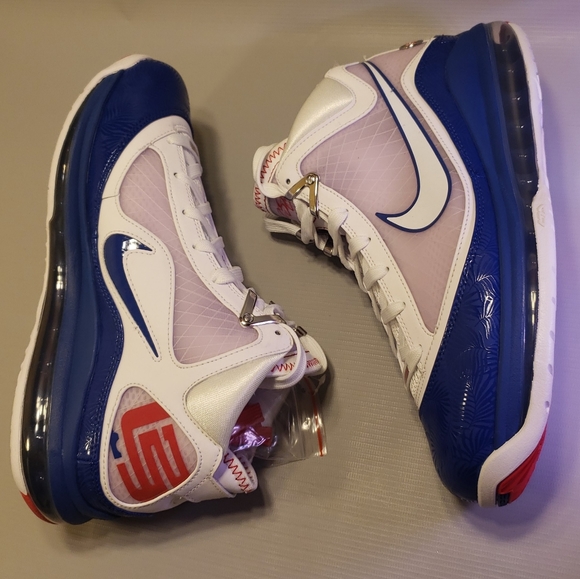Nike LeBron Vll QS Sz 8.5 DS New in Box - Picture 4 of 7